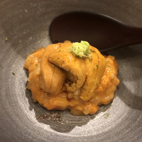 鮨 そえ島 - 絶品。赤雲丹、蝦夷馬糞雲丹のリゾット。大好きな初夏の赤雲丹に濃厚なリゾットが素晴らしい。