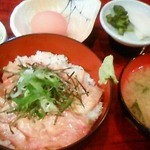 つかさ - 201201 つかさ　活ｶﾝﾊﾟﾁまかない丼　700円(゜o゜).jpg