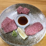 炭火焼肉ホルモン 横綱三四郎 - 