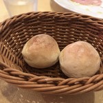 ラ・リベルタ - パン (ひとり1個)