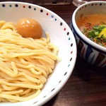 らー麺 あけどや - 胡麻味噌つけ麺 750円 味玉 100円