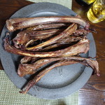 かたつむり - 鹿のスペアリブ(ほぼ骨だけでしたが：笑)