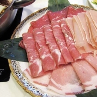三元豚しゃぶしゃぶ食べ放題コース 90分 980 別途入場料 500頂きます 日本酒原価酒場 元祖わら屋 上野御徒町店 仲御徒町 居酒屋 食べログ 三元豚しゃぶしゃぶ食べ放題コース 90分 980 別途入場料 500頂きます 日本酒原価酒場 元祖わら屋 上野御徒町店 仲御徒町 居酒屋 食べログ