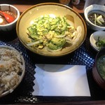 泡盛と沖縄地料理あかはち