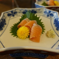 柳家 - サクラマスのお刺身