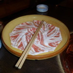 しゃぶ禅 - 　岩中豚バラのしゃぶしゃぶ肉・その１です。見た目が美しい究極の豚バラ肉です。