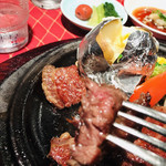 ステーキ すず屋 - 