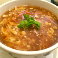 礼華 - 赤い酸辣湯麺
