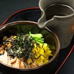 和牛もつ鍋と炙り和牛寿司 完全個室居酒屋 せんや - 