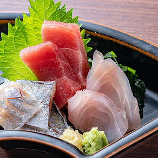 大衆ホルモン焼肉 参佰宴 地下_1