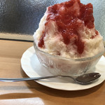フルーツパーラー タワワ - いちごのかき氷