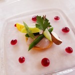 シェムラブルリス - 前菜の房総のセイゴと夏野菜のラタトゥイユのフォンダン　バジルの香りを添えて