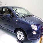 フィアットカフェ - １Fショールームに展示されているFiat