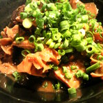 ホルモン 銀牙 - モツ煮こみはハチノス中心、