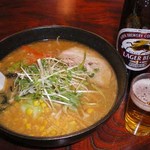 道の駅ちぢみの里 - みそラーメン600円です。野菜タップリで美味しいです。