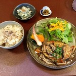 ジャム cafe 可鈴 - 【週替わりランチ(1,050円)】今週のメインプレート