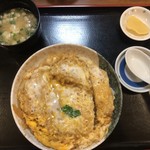 Teuchi Soba Sakae An - 2019/08/15
                        カツ丼 1,058円 味噌汁、アイスコーヒー付き