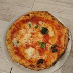 PIZZERIA 18 - マルゲリータ