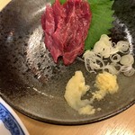 中村家二の丸 - 馬刺 648円  少し食べてしまった…。