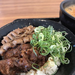 カルビ丼とスン豆腐専門店 韓丼 - 