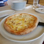 ゾーナ イタリア - クアトロフォルマッジ