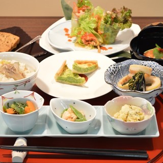 大和薬食処 ならやま茶館 近鉄奈良 薬膳 ネット予約可 食べログ