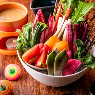 野菜ソムリエ荻山が選ぶ旬野菜♪バーニャカウダーがおすすめ！