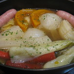 ビストロ バキュース - ２０１２・１月　丹波地鶏と鹿のポテ