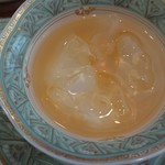 ティーハウス ローズマリー - ヌワラエリアは柔かな風味、スゥ～と口の中を潤してくれる(＾ω＾)