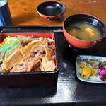 玉屋旅館 - 