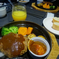 国産熟成焼肉 肉バル ドウラクコリーダ ランドマーク店 - 