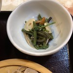 やぶ - 山菜のお浸し、ご賞味下さい。