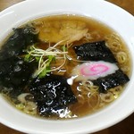 栄楽 - Aランチのラーメン