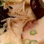 上海華龍 - 【2019.8.16(金)】豚骨ラーメンの野菜