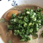 Tonkotsu Shouyu Ramen Nakashou - なかしょう ラーメン（並） アップ