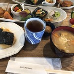 シズク カフェ＆スクール - お餅のセット。1300円