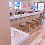 吉野家 - 店内          最近は、女性1人でも入りやすいですね