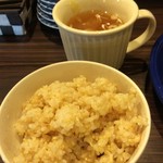 食堂 ヤポネシア - 玄米ご飯