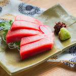 個室 肉炉端居酒屋 九州うまか屋 - 料理写真:本鮪刺し