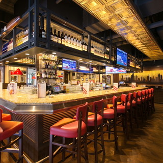 【お一人様も大歓迎】カウンター席もご用意！