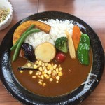 Piriko - 10種類の野菜カレー 890円