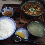 Oyamaya - 麻婆豆腐定食。