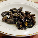 サラマンジェ ド イザシ ワキサカ - モンサンミシェル産ムール貝のマリニエール