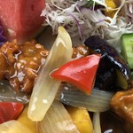 カフェアンドショップ ロータスランド - 2019/08/16
      モーニングＣセット 有機コーヒー 380円
      今週のおまかせセット 550円
      ・こんにゃく唐揚げの甘酢あん
      ・卵豆腐
      ・味噌きゅうり
      ・フレッシュサラダ
      ・スイカ