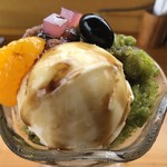 カフェアンドショップ ロータスランド - 2019/08/16
      氷クリームあんみつ （多分280円）