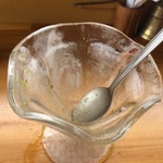 カフェアンドショップ ロータスランド - 2019/08/16
      氷クリームあんみつ （多分280円）