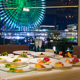 Enjoy the luxurious scenery of Minato Mirai from anywhere