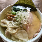 Aomori Chuu Ka Soba Oru Weizu - 塩煮干わんたん麺