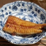 炭火焼食堂 こがね屋 - お通しが鰻だ！！