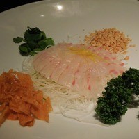海皇 大阪堂島店 - 「中国風真鯛のお刺身」これが食べたくて予約しました